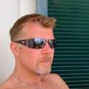 Hot Gay Man Looking for Some Steamy Fun